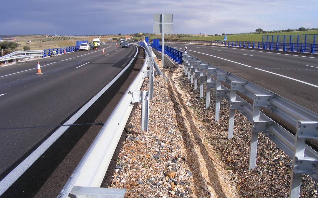 Proyecto: Conservación y explotación de la Autovía A-4, del p.k. 138,0 al 245,0. TRamo:Puerto Lápice-Venta Cárdenas. Proyecto Nº 1: PEI Adecuación del trazado.