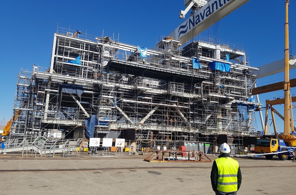 REDACCIÓN DE PROYECTO Y DIRECCIÓN DE OBRA DE LAS «OBRAS DE  ACONDICIONAMIENTO  DE LAS CAMAS  CONSTRUCCIÓN PARA EL PROYECTO OSS EAST ANGLIA ONE» EN A FACTORÍA DE NAVANTIA (PUERTO REAL, CÁDIZ)